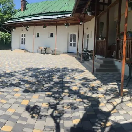 Gelena Гостьовий двір-3