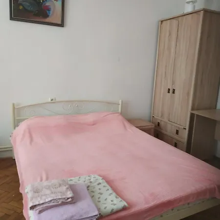 Gelena Гостьовий двір-2